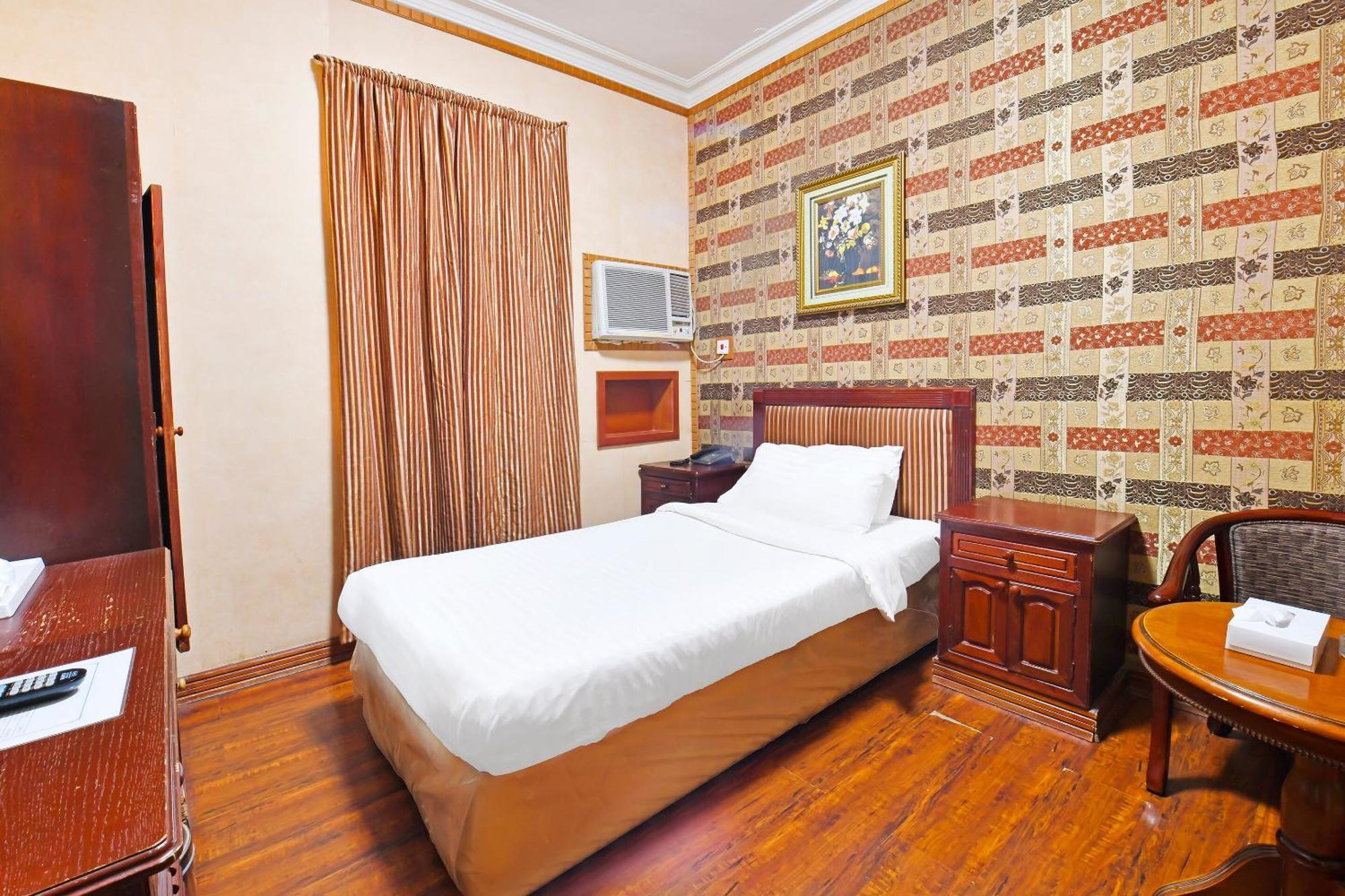 Capital O 125 Moon Plaza Hotel Manama Zewnętrze zdjęcie