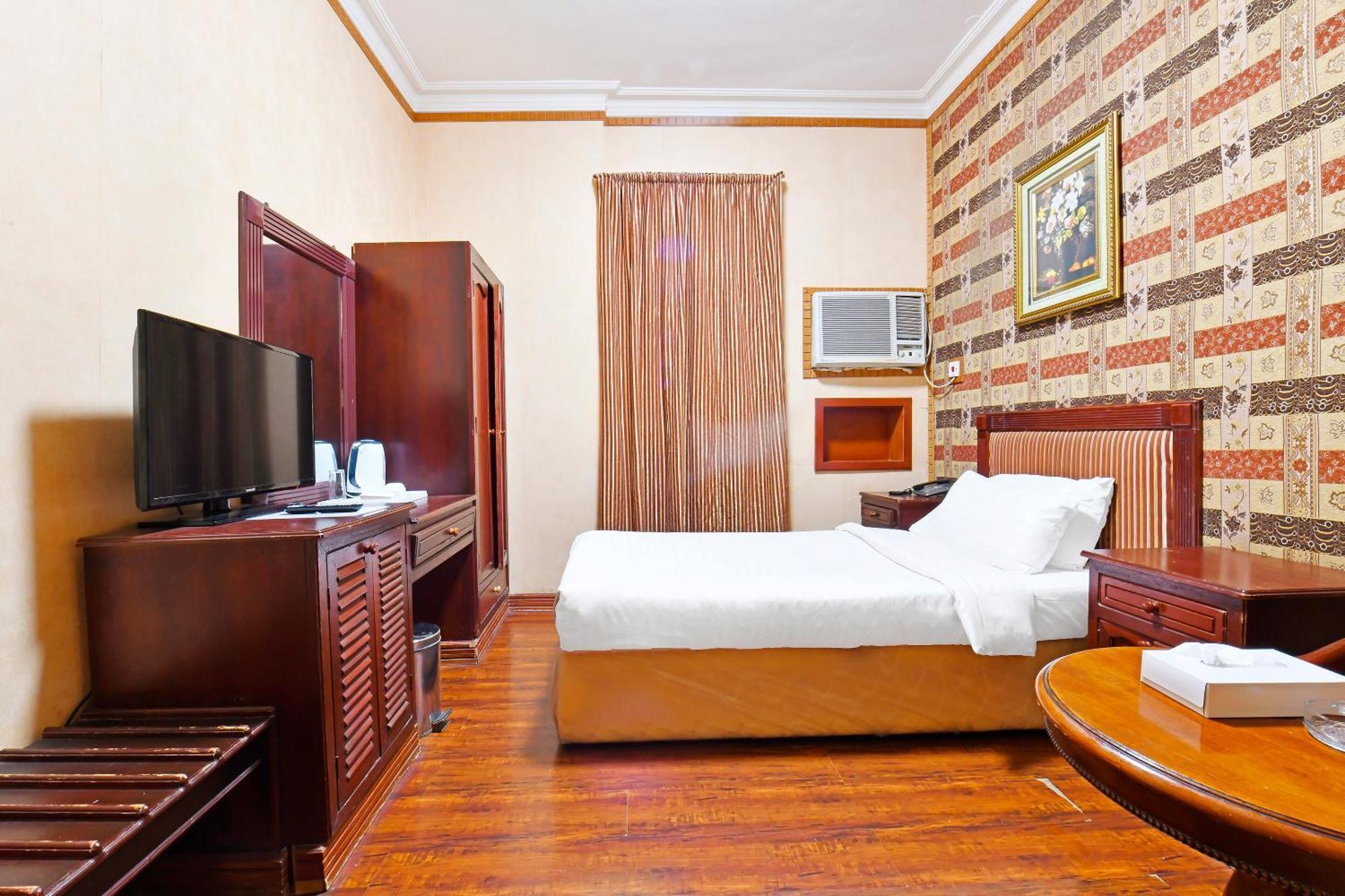Capital O 125 Moon Plaza Hotel Manama Zewnętrze zdjęcie